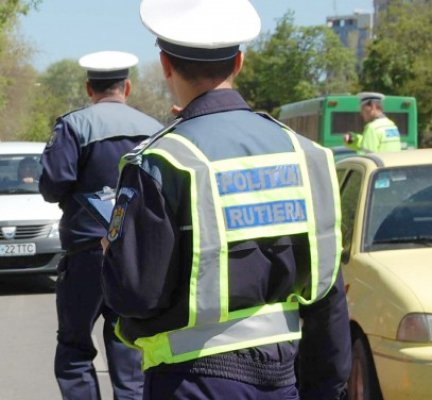 Prins a doua oară la volan, fără permis de conducere